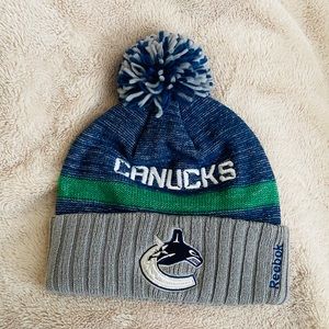 Vancouver Canucks toque
